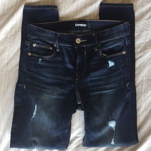 NWOT Express Stretch Distressed Legging